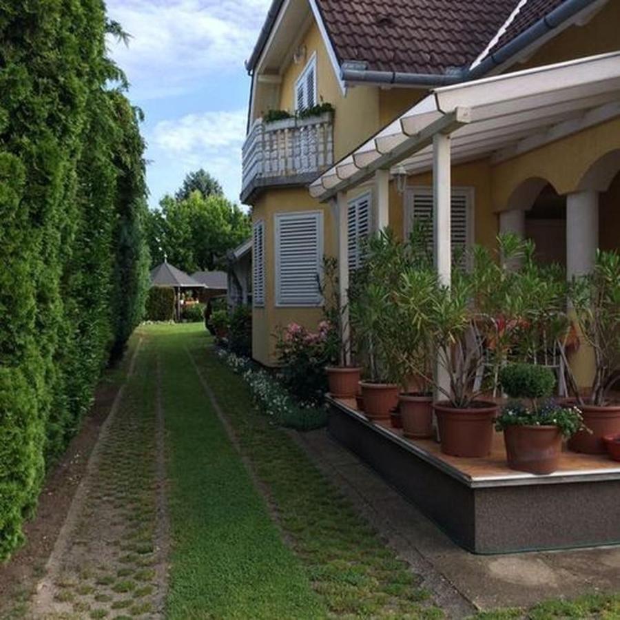 Appartamento Gizella Haz Keszthely Esterno foto