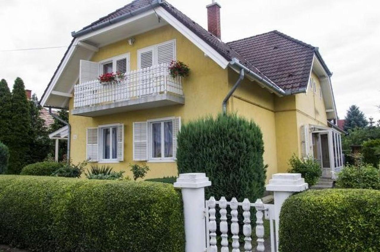 Appartamento Gizella Haz Keszthely Esterno foto